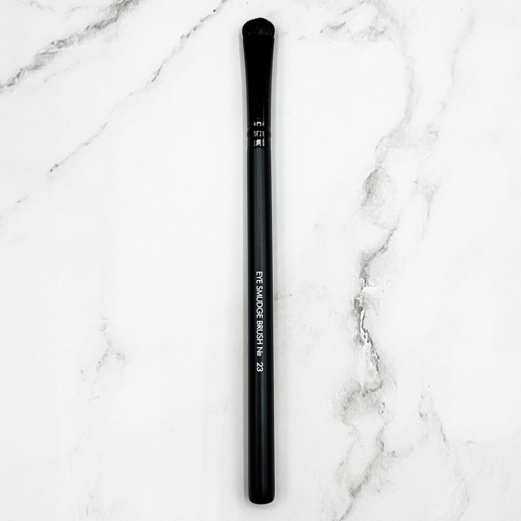 Impala Eye Smudge Brush No.23 – Πινέλο για Smokey Eyes & Απαλό Σβήσιμο Σκιάς